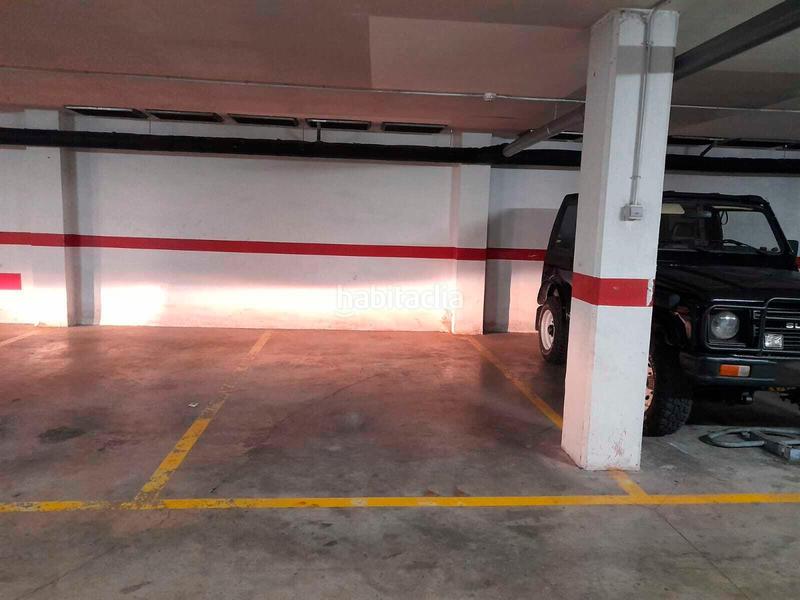 Foto fb0014ed-046d-445c-bfd8-d4687a2b27b4. Autoparkplatz in Via Europa - Parc Central Mataró