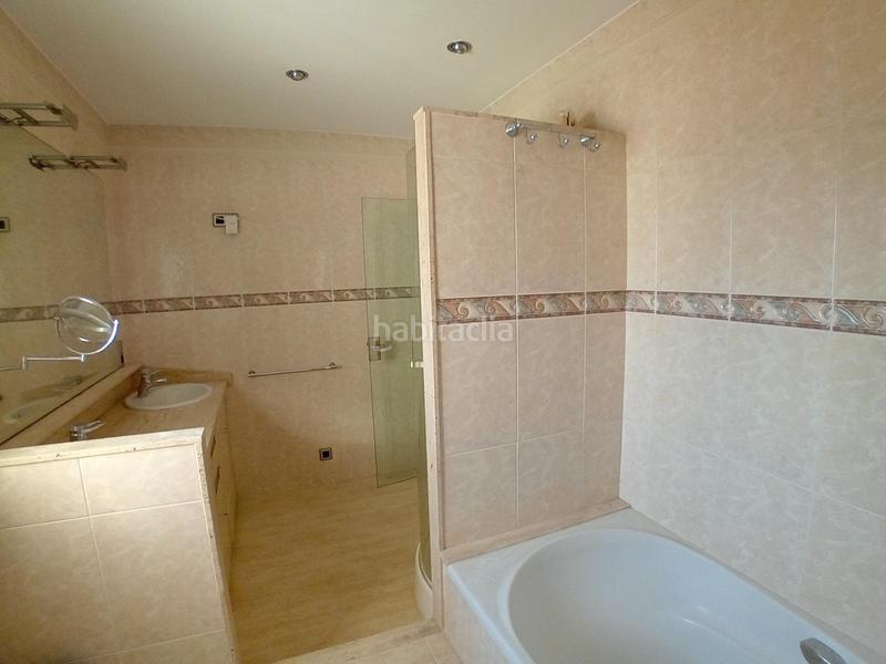 Foto dbda9585-c01e-4b42-b2b3-05647ad0d45f. Alquiler piso  amplio y luminoso con gran terraza en los molinos en Mataró