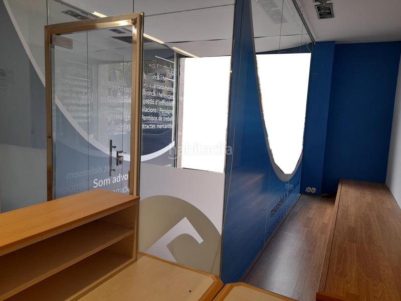 Foto a014badb-0236-482c-b266-3740ab443b2b. Location local commercial dans Cerdanyola Sud Mataró