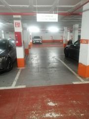 Location Parking voiture à Centre. Plaza de parking en el centro de mataró