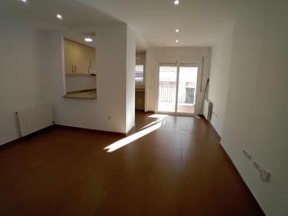 Lloguer Pis a Centre. Mataró piso céntrico 3hab con terracita