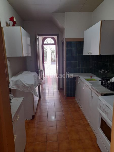 Foto 86832bdd-0a59-4443-8d3f-e6399d356831. Casa amb aparcament a Eixample Mataró