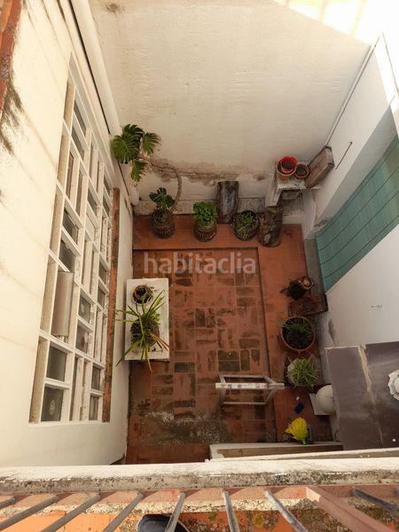 Foto cbdc9219-402a-4282-b726-c88c47d1fb14. Casa amb aparcament a Eixample Mataró