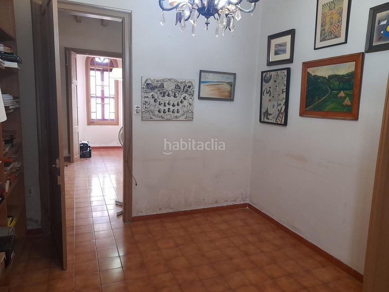 Foto de3d079c-0a58-4669-b3ea-d76a1276cb3d. Casa amb aparcament a Eixample Mataró