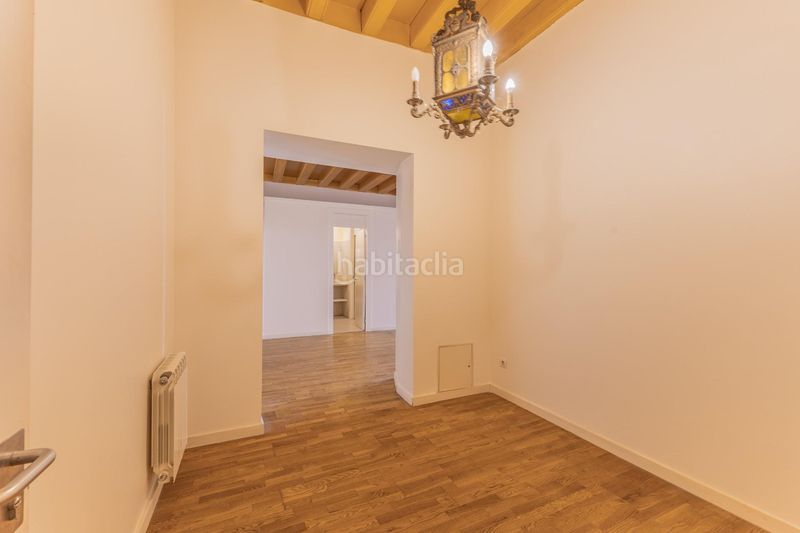 Foto 34f2e42f-4cca-45f1-af72-9ca745c02f0f. Pis a Centre Mataró