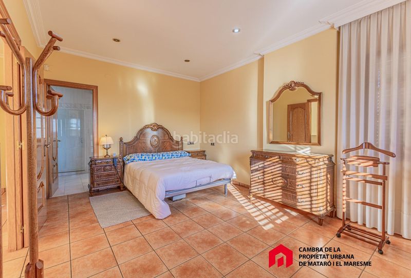 Foto 153988fd-3b9f-4e42-9795-9acc44a0a3a6. Casa amb aparcament a Can Quirze Mataró