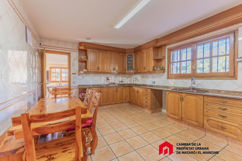 Foto 27291340-4399-48de-9d1f-af965358e9b4. Casa amb aparcament a Can Quirze Mataró