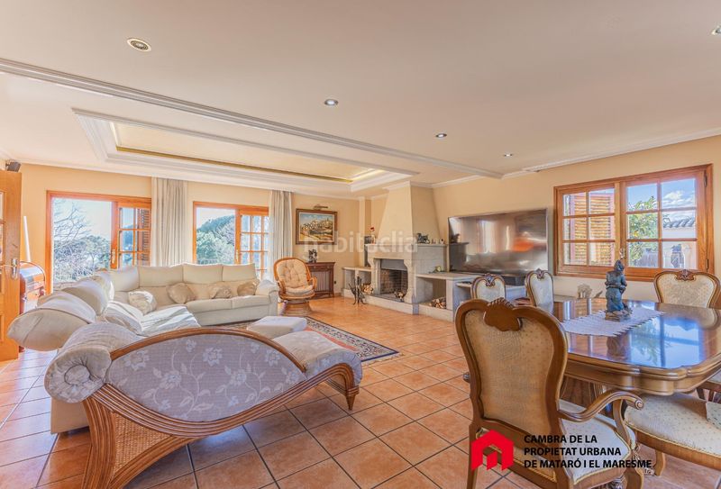 Foto 7ba4198b-cd55-4e64-a50c-6f74a19eb58f. Casa amb aparcament a Can Quirze Mataró