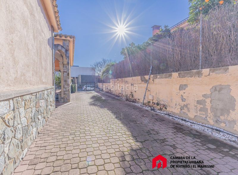 Foto e103f53b-2c59-43fb-9722-3652c21d8b2c. Casa amb aparcament a Can Quirze Mataró