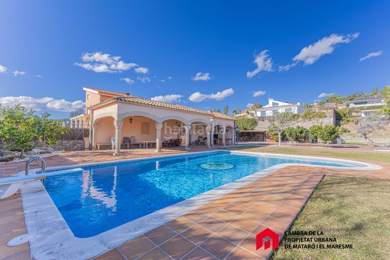 Foto e61c8934-d5e4-44d4-8258-c4853ee4a092. Casa amb aparcament a Can Quirze Mataró