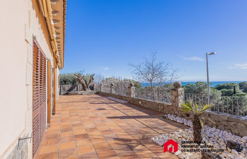 Foto fd123227-676a-4ee8-81af-5c8794f89279. Casa amb aparcament a Can Quirze Mataró