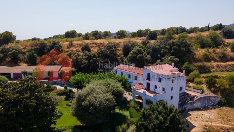 Foto 12a81a86-ae3e-4454-9d32-6122b3e6aaee. Casa a Cinc Sènies Mataró