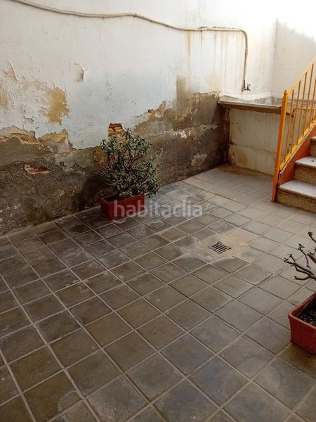 Foto d8a76e98-db36-4b94-9f81-02696d5198ae. Local comercial a Eixample Mataró