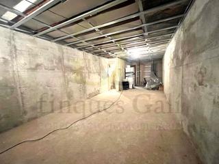 Pis a Sallent. Sallent  planta baja en proyecto de una habitación en el centro