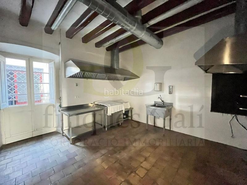 Foto 3eee644c-3f9c-42e1-8823-c93d7adaffde. Location bureau dans Sallent