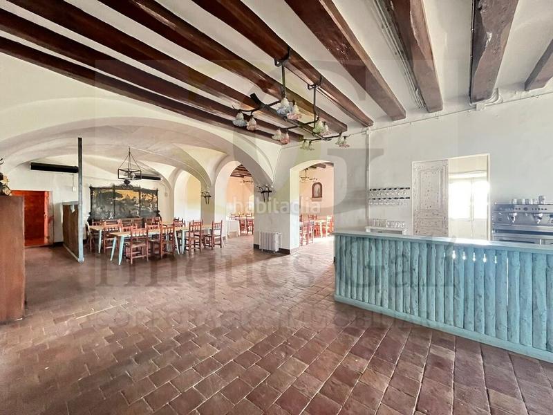 Foto 3d91e00d-911b-4f0f-b7c1-80c944341382. Miete büro in Sallent