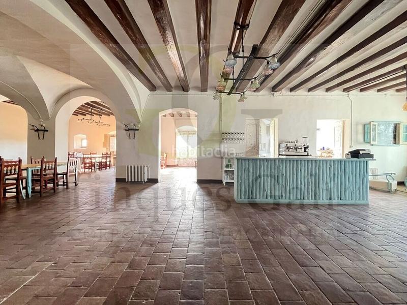 Foto 7901305b-c7a3-423f-bcd7-bdb65c398de6. Miete büro in Sallent