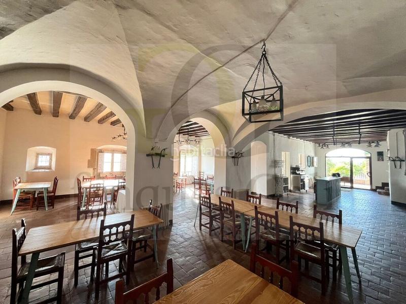 Foto 8af37a6e-76a5-4c12-addf-41a5efffa008. Miete büro in Sallent