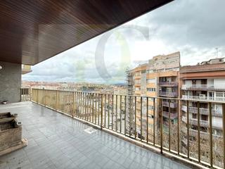 Appartement  Paseo pere iii. Manresa  piso único y exclusivo en el centro de manresa de 5 hab