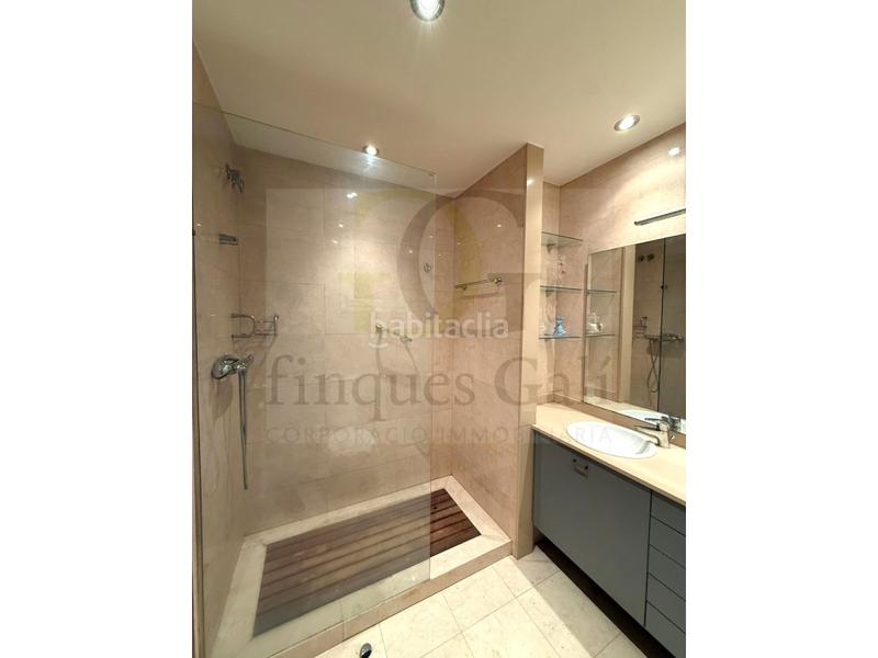 Foto 102dbe1b-4969-4a11-8fde-0eafab976874. Appartamento con parcheggio in Centre - Passeig i Rodalies Manresa