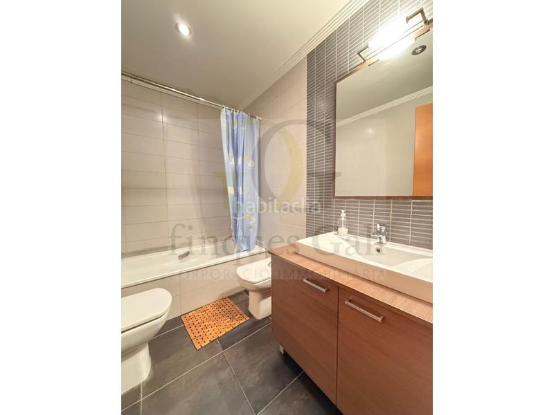 Foto d82a0800-6608-4970-8bbd-03541959beaa. Casa con parcheggio in Balsareny