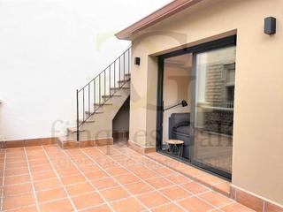 Attique à Carrer de la canal 25. Manresa  atico de 1 habitación con terraza en alquiler en el cor