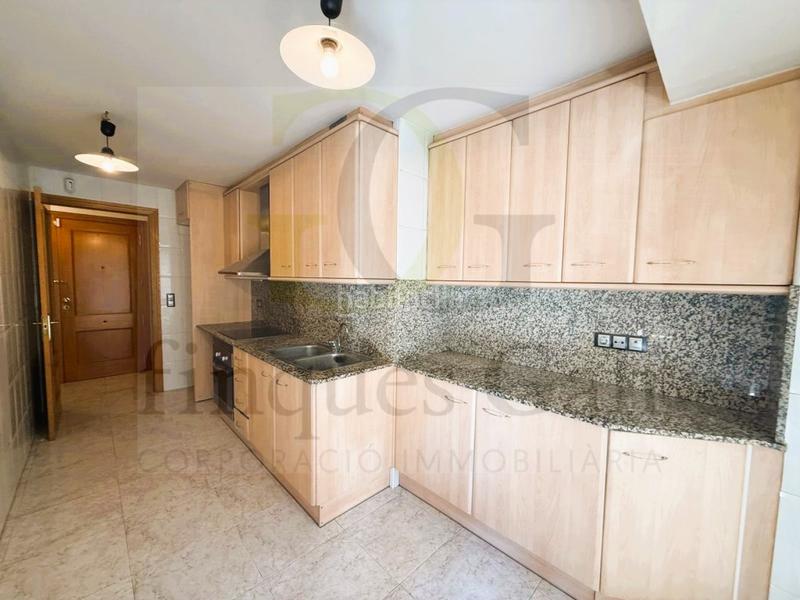 Foto 3e70602a-1395-4a80-80fc-5d28595af337. Flat with parking in Poble Nou Manresa