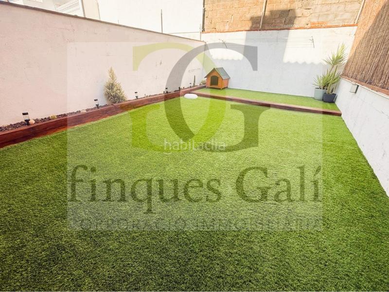 Foto 5bfedddb-30d3-4e01-8567-99292d5d150a. Maison avec parking dans Castellbell i el Vilar