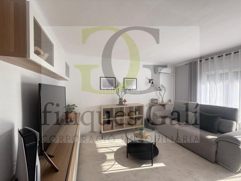 Foto cdce714f-db6e-43fc-a9d8-f0912aabc50e. Maison avec parking dans Castellbell i el Vilar