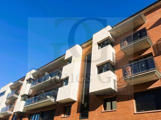 Dúplex  Carrer doctor lluís castells. Sant fruitós de bages  duplex de obraa nueva de 4 habitaciones m