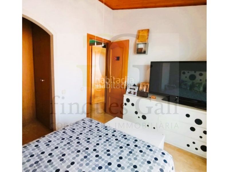 Foto a4313d4a-4f72-462d-96f0-fe34caa44d09. Casa amb aparcament a Olvan