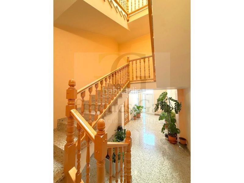 Foto 097b9d60-6b72-44ee-a09b-b5315f9a138c. Casa  adosada de 6 habitaciones con jardín y garaje ideal para familias en el bosquet en Sant Fruitós de Bages