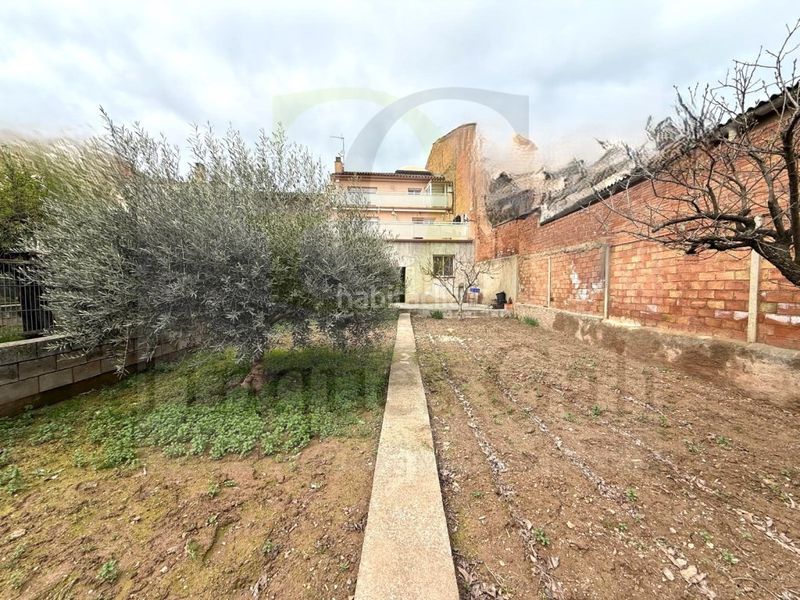 Foto 4996dec7-2da3-473b-9113-f9f5e3713b22. Casa  adosada de 6 habitaciones con jardín y garaje ideal para familias en el bosquet en Sant Fruitós de Bages