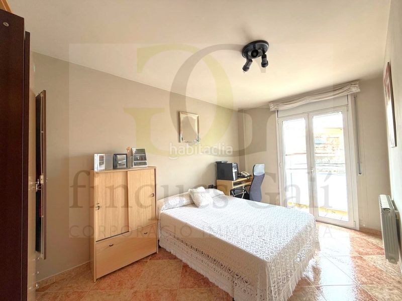 Foto a6adeffe-425a-4047-bc82-c2fbd72619de. Casa  adosada de 6 habitaciones con jardín y garaje ideal para familias en el bosquet en Sant Fruitós de Bages