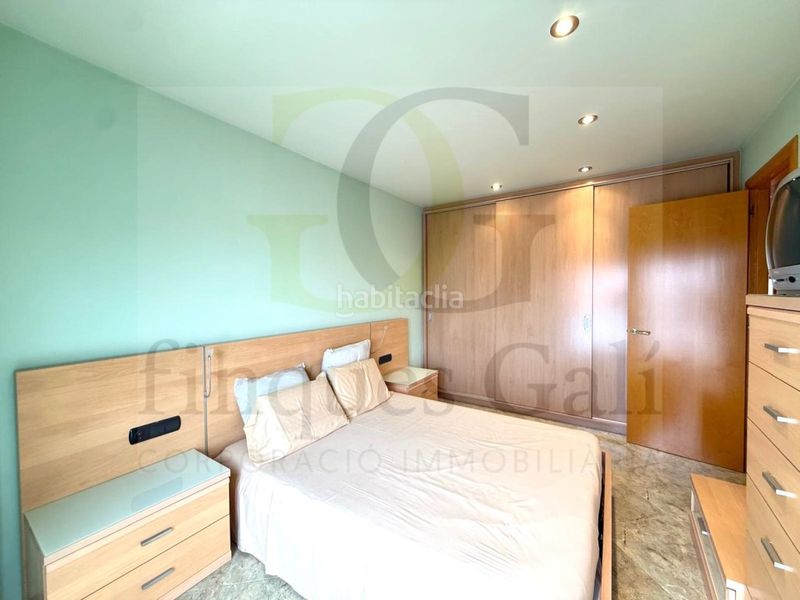 Foto c0ae8ef7-393c-4631-8613-88a5a638cbf1. Casa  adosada de 6 habitaciones con jardín y garaje ideal para familias en el bosquet en Sant Fruitós de Bages