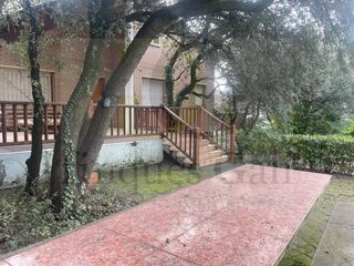 Casa a Castellnou de Bages. Castellnou de bages  casa con 6 habitaciones, 4 baños, párquing