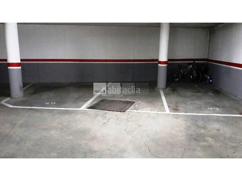 Foto cf388614-8957-4a9d-a455-d9e0dc3019f8. Car parking in Tona