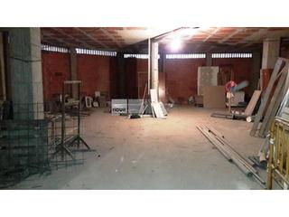Lloguer Local Comercial a Centre. Local comercial en alquiler