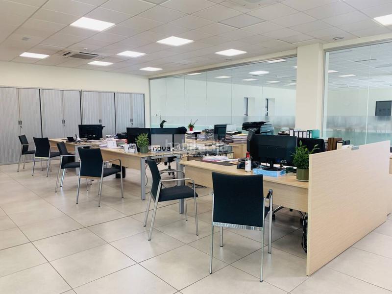 Foto 7a565836-6ce9-429f-a4fa-cb3128af6dda. Alquiler oficina nave comercial en alquiler en Tona