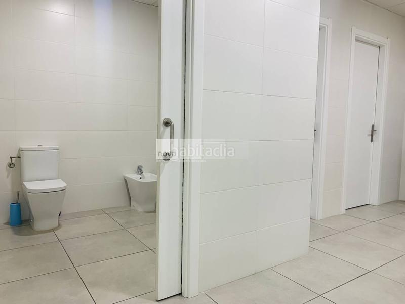 Foto b21cfe7d-f070-4893-bb99-f578fd1b703c. Alquiler oficina nave comercial en alquiler en Tona