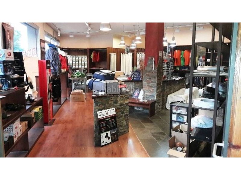 Foto 0adb1eab-d872-4efb-a5db-efc001060331. Local comercial a Tona