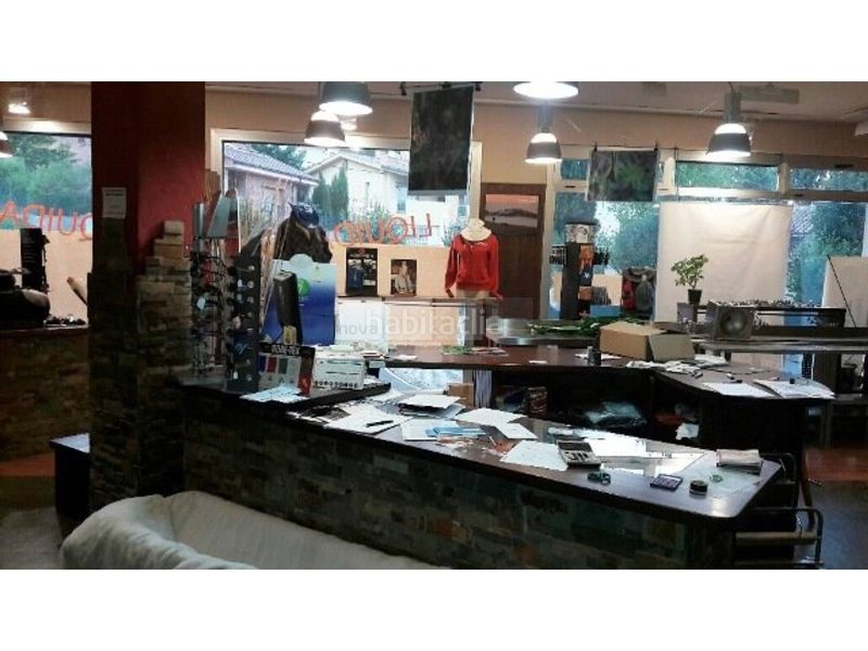 Foto a585e97f-c72b-4989-bcb7-44ebba80bd9d. Local comercial a Tona