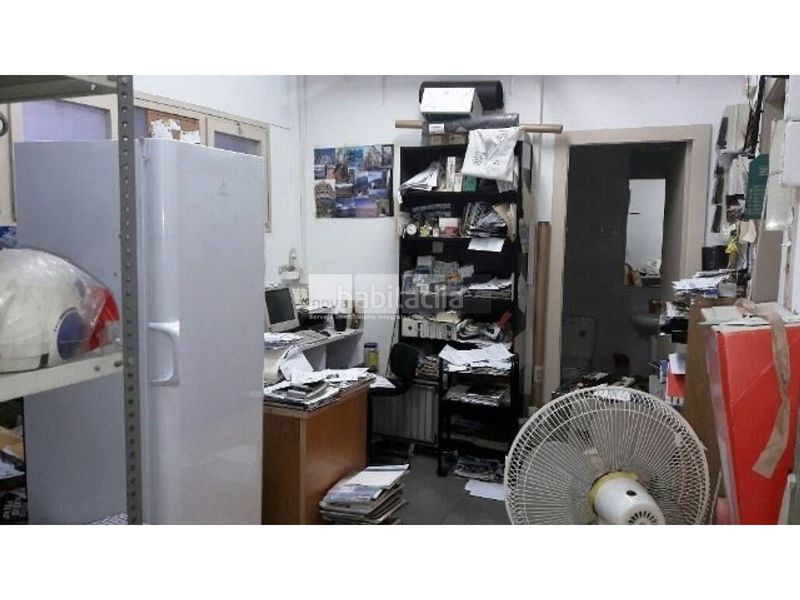 Foto f5060d10-6ebf-4665-8800-c696a288b5eb. Local comercial a Tona