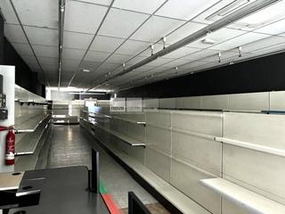 Local Comercial a Tona. Local en venta en tona
