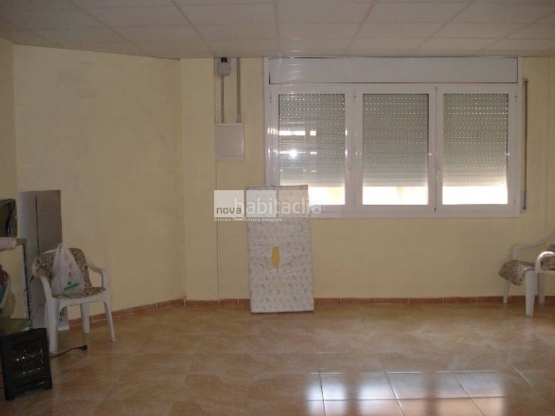 Foto 9511b999-8d5d-41d4-80ff-542587627c83. Local comercial a Tona