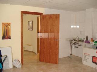 Local Comercial a Tona. Local en venta en tona