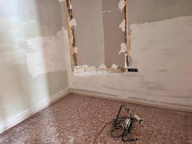 Foto a32921f7-279c-4103-8025-f4d645562f53. Maison avec chauffage dans Seva