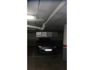 Aparcament cotxe a Tona. Parking de nueva construcción en venta