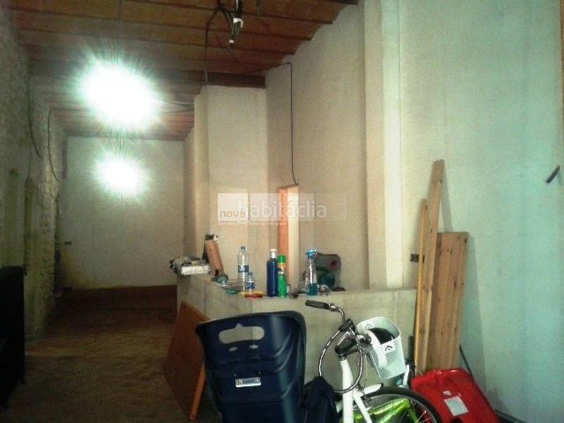 Foto 20c1aaa2-2f49-46f9-b7c7-5ecf0e46dac8. Local comercial  en venta en Centre Vic