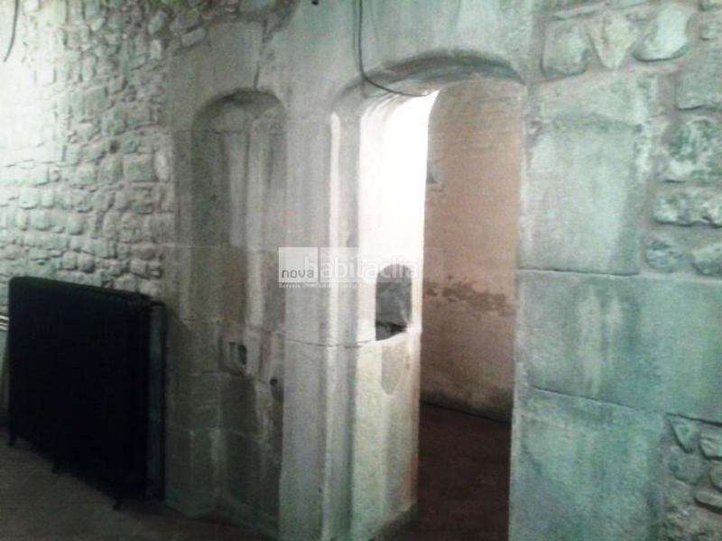 Foto 5e8ba300-1e20-487e-ba9a-1a33fc3ca244. Local comercial  en venta en Centre Vic